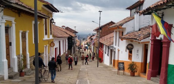 Calle décima, ó Presidencial.
