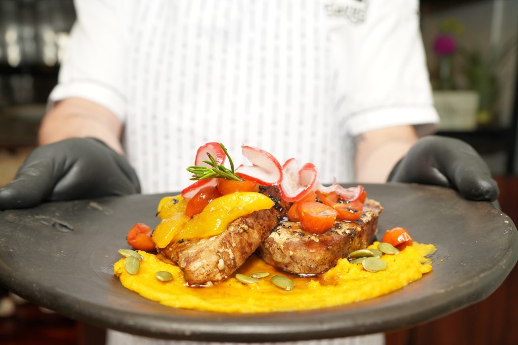 Concursante al mejor corrientazo y postre en Bogotá para el año 2026